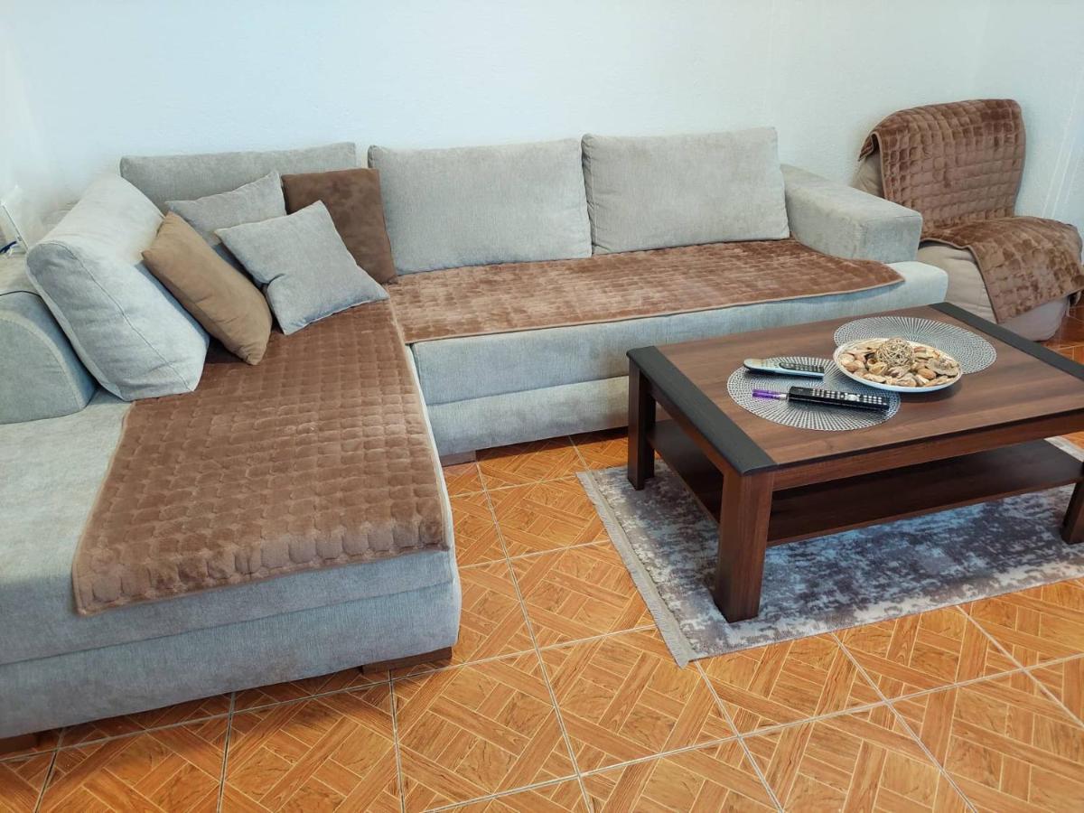 Apartmani Jovan Ulcinj Zewnętrze zdjęcie