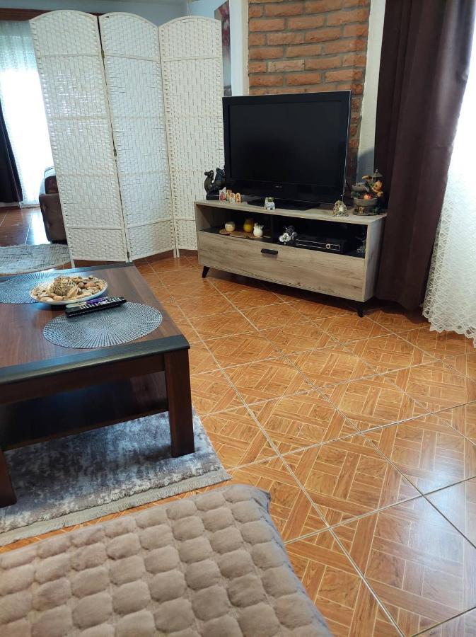 Apartmani Jovan Ulcinj Zewnętrze zdjęcie