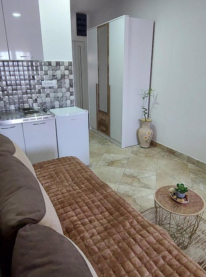 Apartmani Jovan Ulcinj Zewnętrze zdjęcie