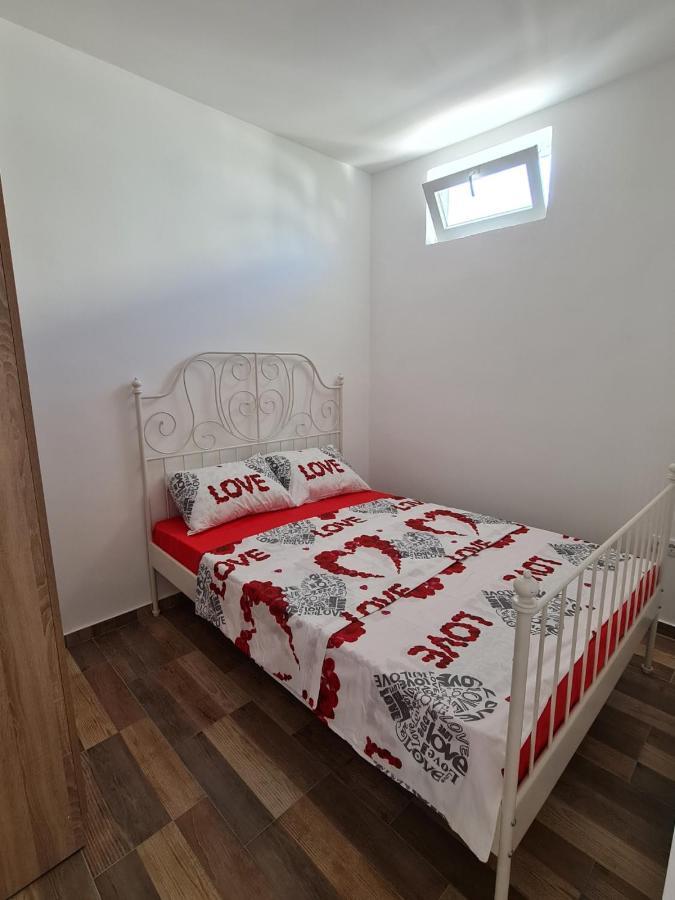 Apartmani Jovan Ulcinj Zewnętrze zdjęcie
