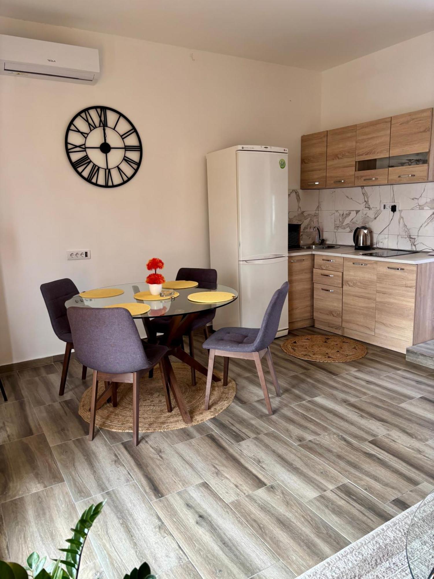 Apartmani Jovan Ulcinj Zewnętrze zdjęcie